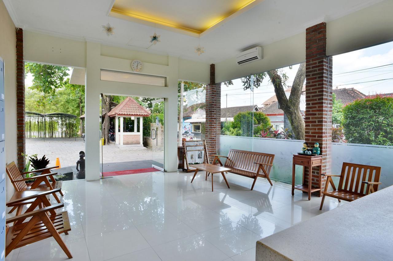 Zen Rooms Pakualaman Yogyakarta Exterior photo